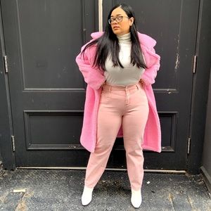 Pink High waited jeans 💕